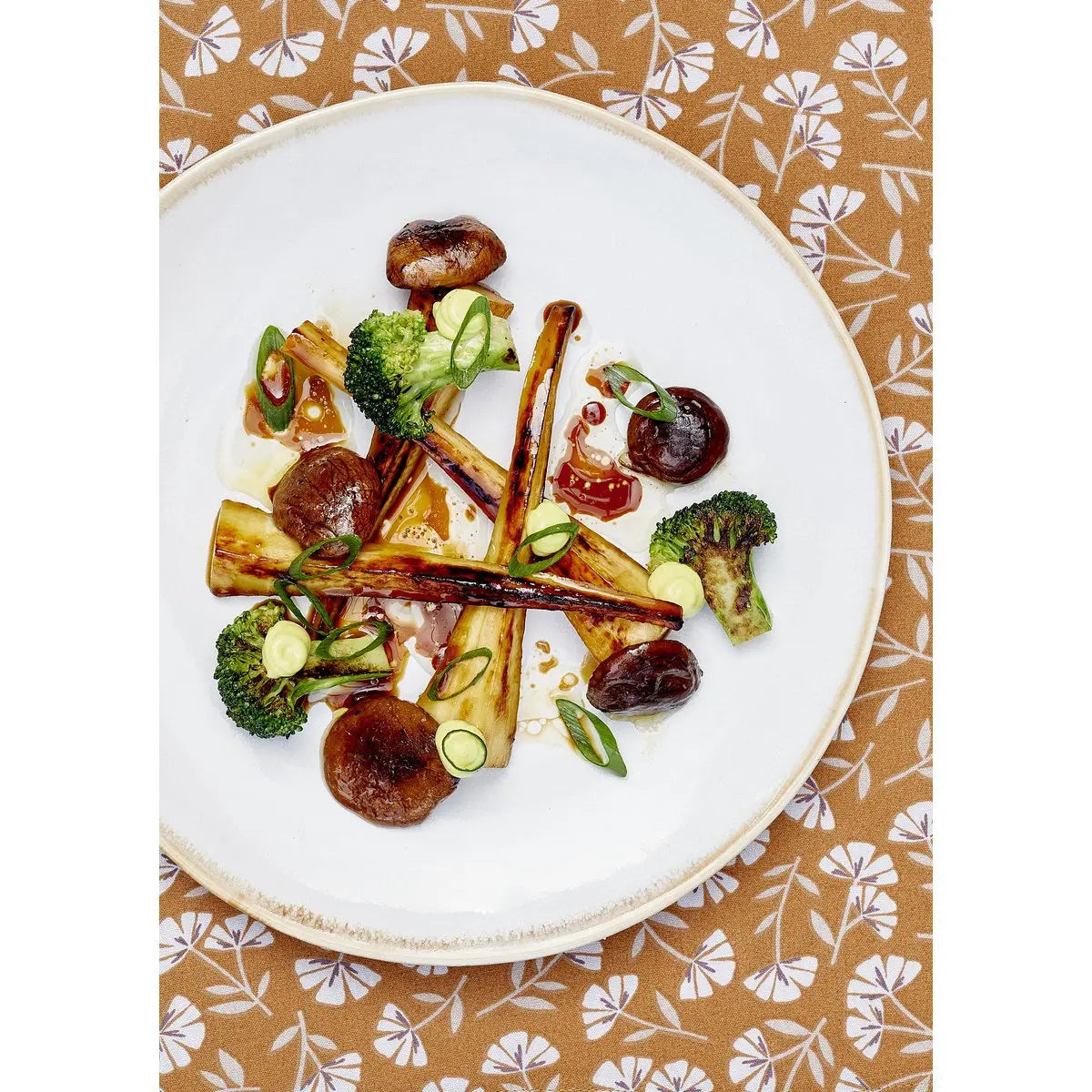 Assiettes design en céramique et porcelaine — Zistyhome
