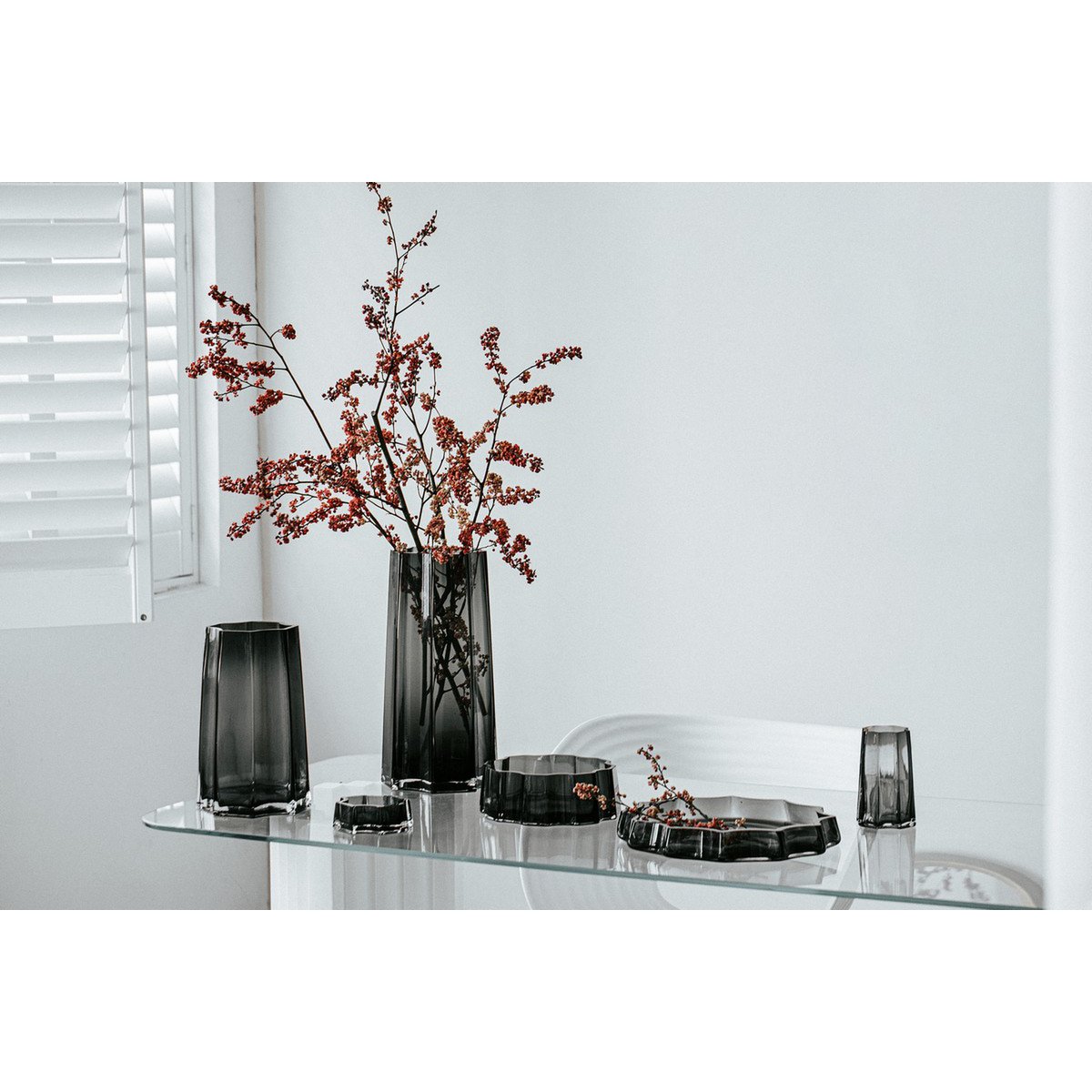 Hohe, luxuriöse Vase im modern-klassischen Stil, elegantes belgisches Design, LENOX 40 Grau