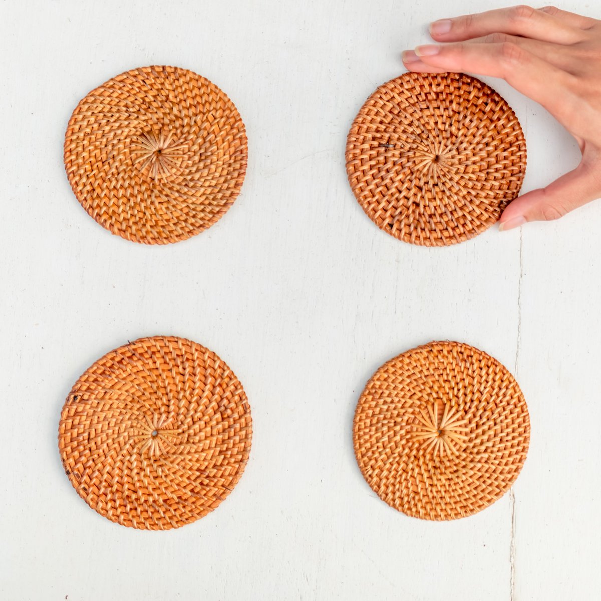 Ensemble de sous-verres ronds en rotin de 4 ou 8 TIBU faits à la main