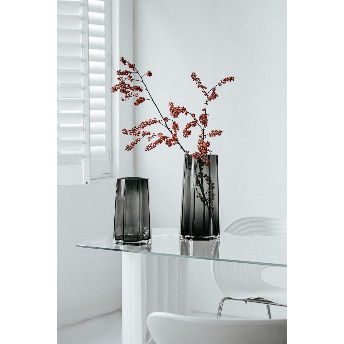 Hohe, luxuriöse Vase im modern-klassischen Stil, elegantes belgisches Design, LENOX 40 Grau