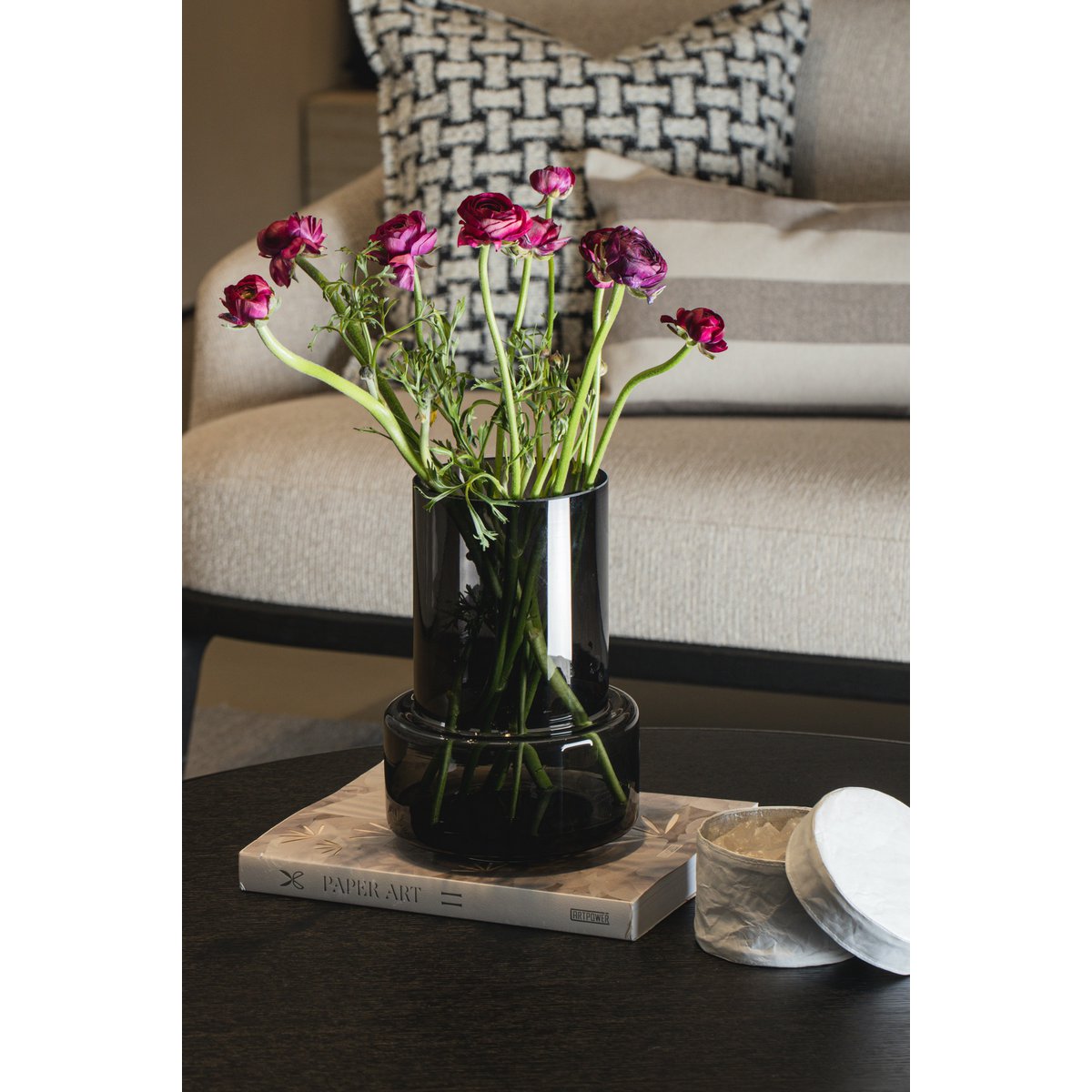 Art de la Table Vase design rétro moderne, couleur gris foncé, TYLER12GR Zistyhome art de la table