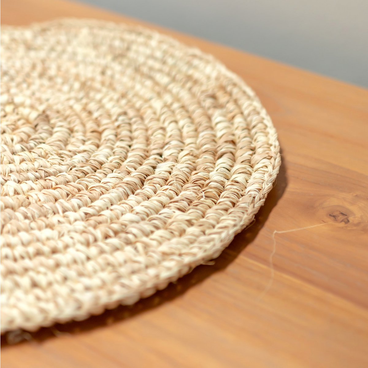 Set de table rond en raphia (lot de 2, 4 ou 6) URUP
