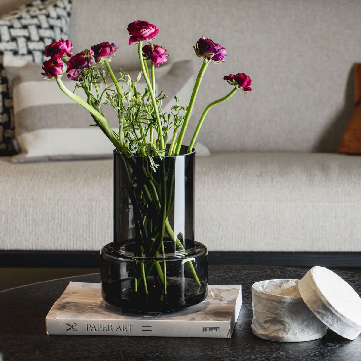 Art de la Table Vase design rétro moderne, couleur gris foncé, TYLER12GR Zistyhome art de la table