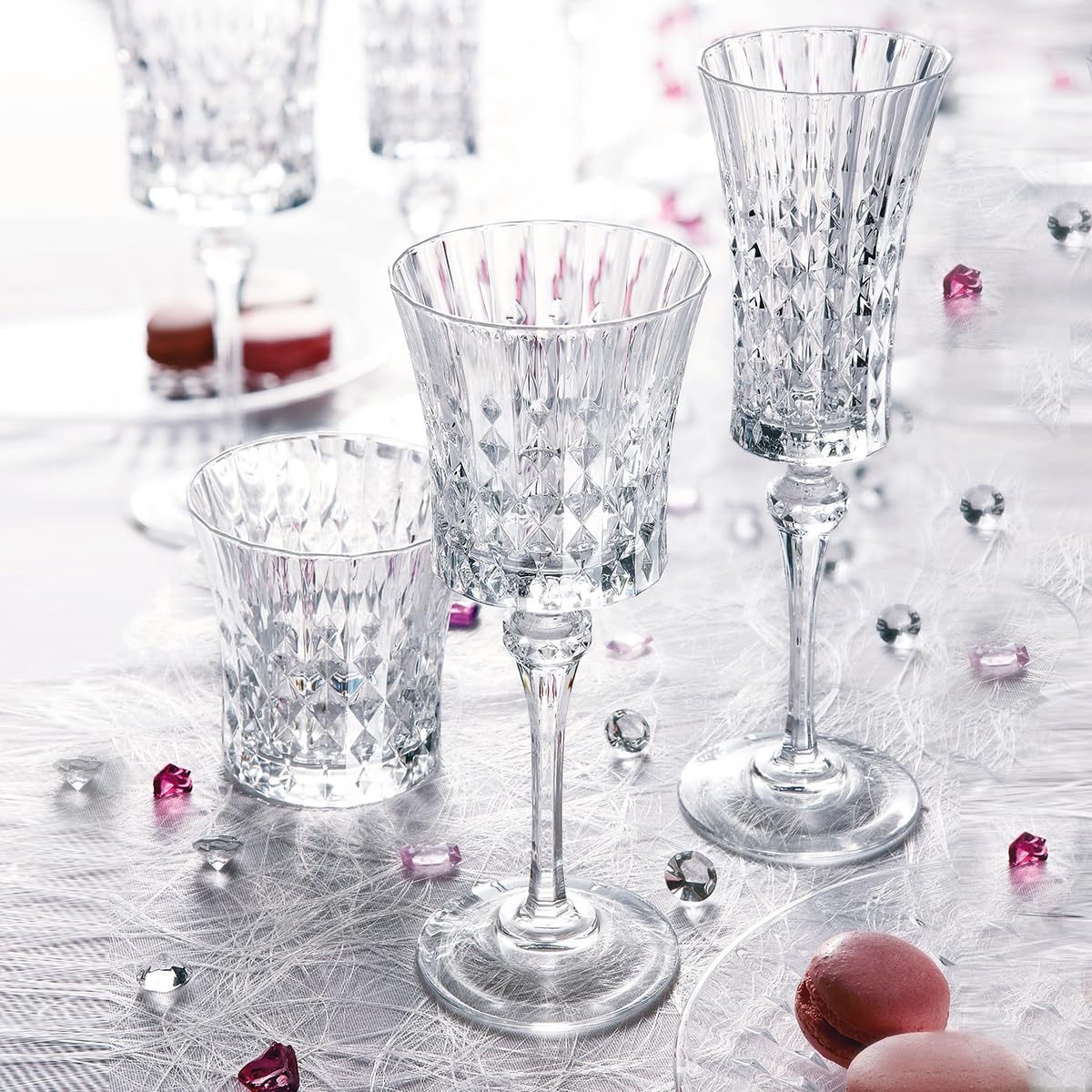 Cristal d'Arques Paris - Collection Lady Diamond - 6 Verres à pied 27 cl - Brillance, Transparence et Haute Résistance - Fabriqués en France - Emballage renforcé, adapté à la vente en ligne