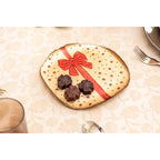 Assiette plate dorée avec nœud papillon rouge 21x21x2cm