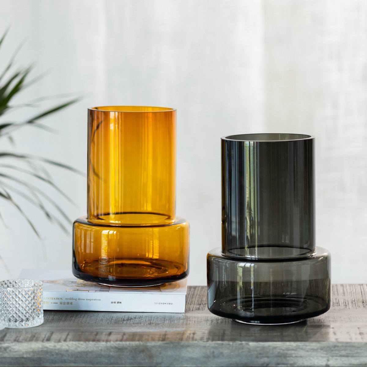 Art de la Table Vase en verre au design chic et moderne de style rétro, couleur ambre, TYLER 12AM Zistyhome art de la table