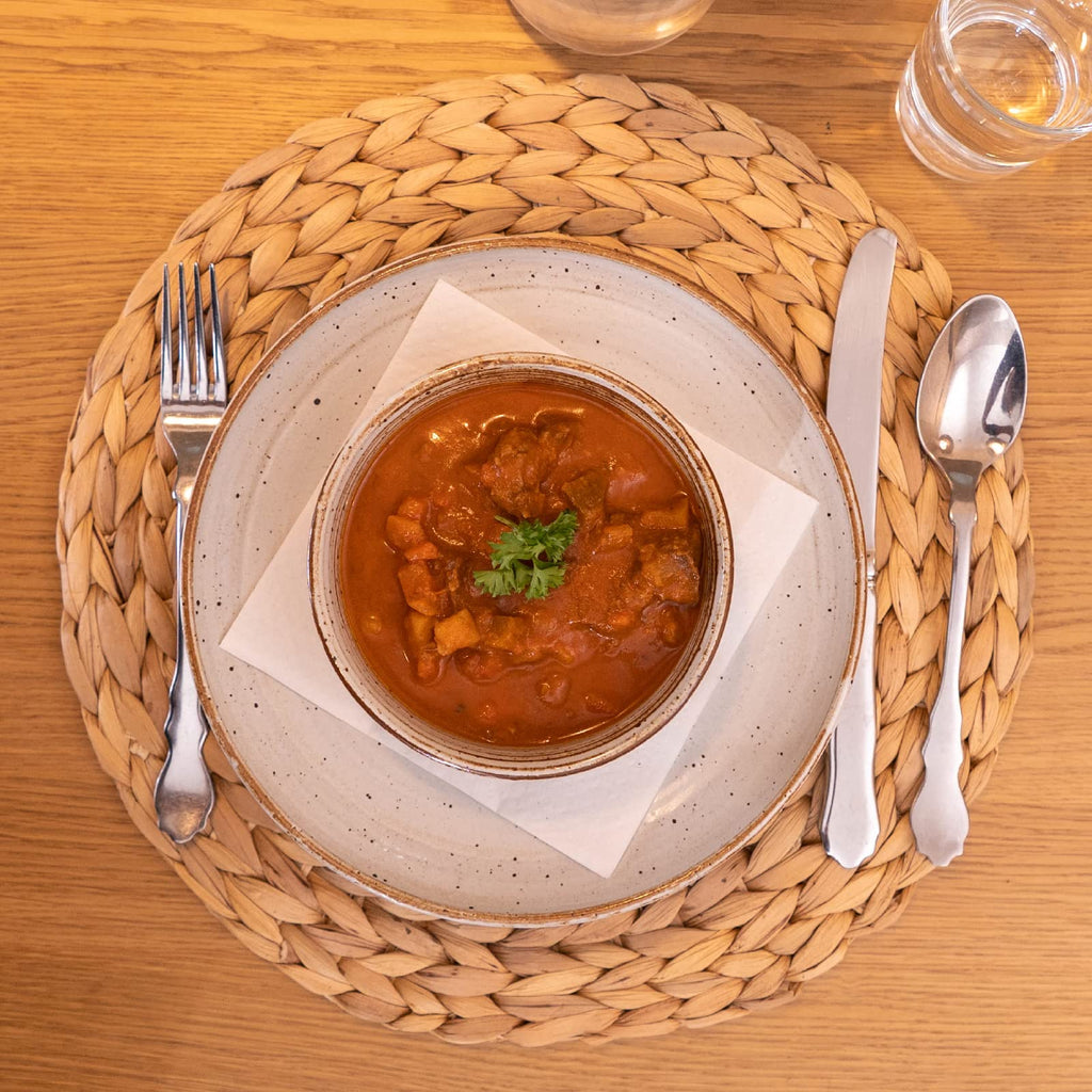 1.1.1. YANGQIHOME Set de Table Rond (Lot de 6) - Dessous de Plats en Jacinthe d'eau Naturelle et Paille Tressée pour Table de Salle à Manger (30 cm)