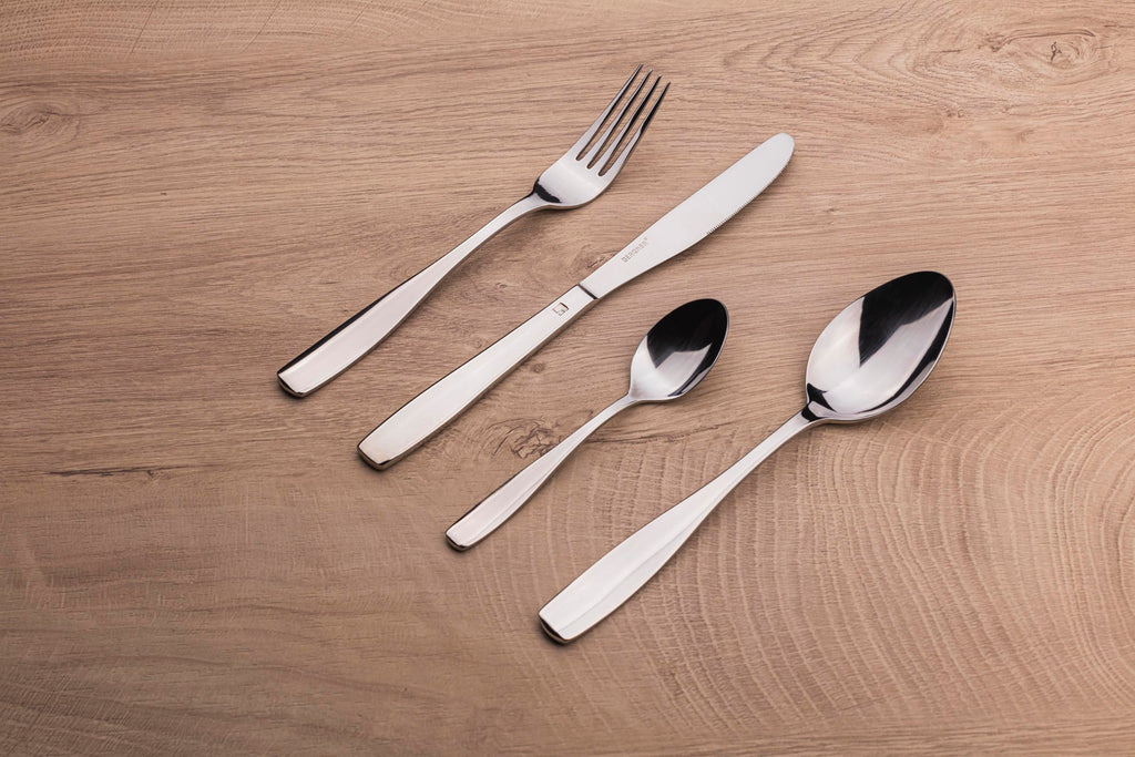 BERGNER Lyon - Ensemble complet 24 couverts - 6 couteaux - 6 fourchettes - 6 cuillères - 6 cuillères à thé - En acier inoxydable robuste - Finition polie mate - Facile à laver