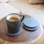 Ensemble de sous-verres ronds en marbre de 4 ou 8 RANUKA faits à la main (gris)