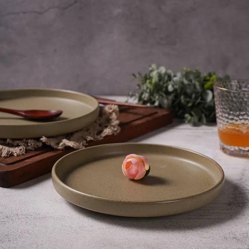 Assiette porcelaine rétro commerciale – Plat occidental créatif restauration gris mat Dropshipman