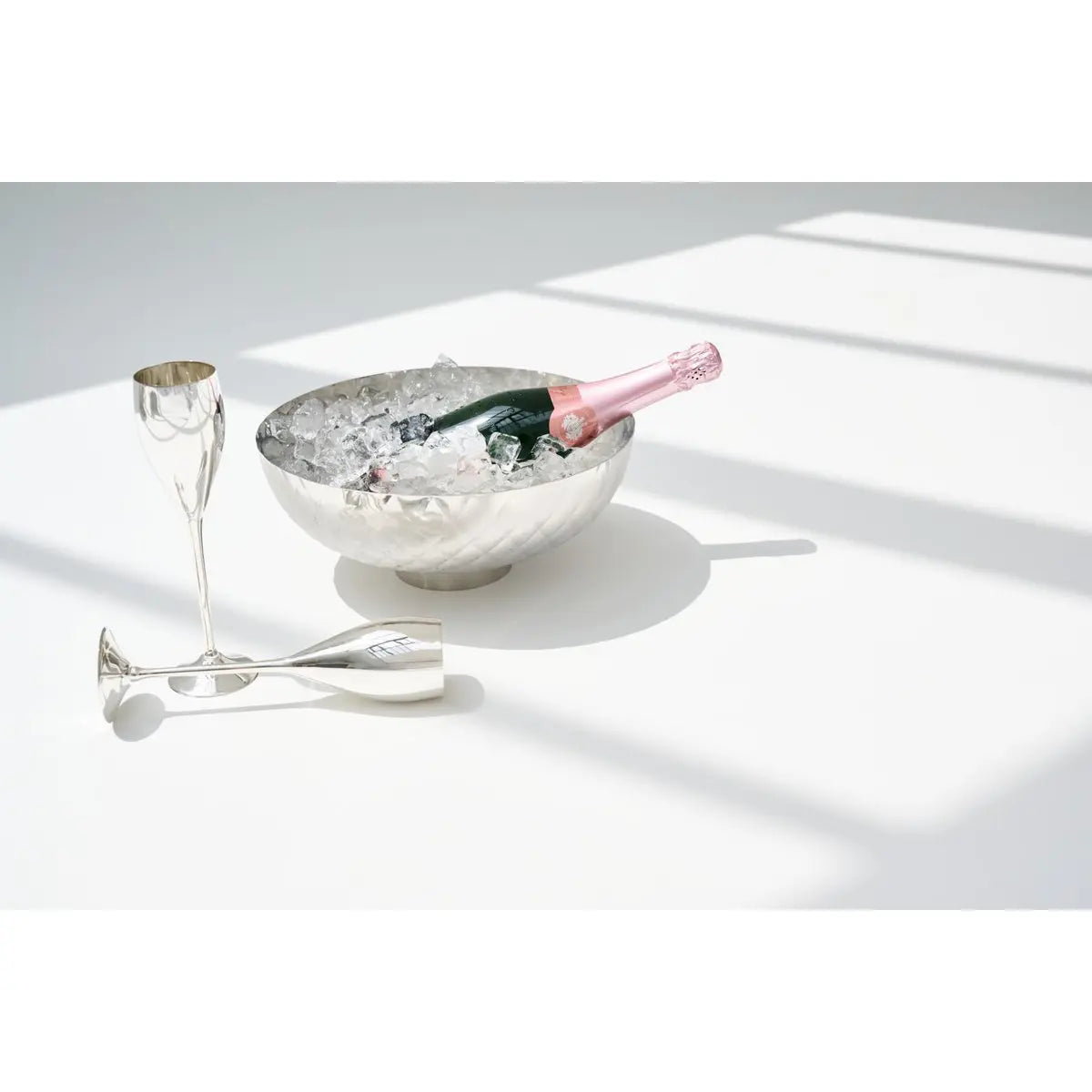 Bol Leonora (Ø 30 cm, hauteur 14 cm), acier inoxydable martelé et hautement poli EDZARD-SHOP.com