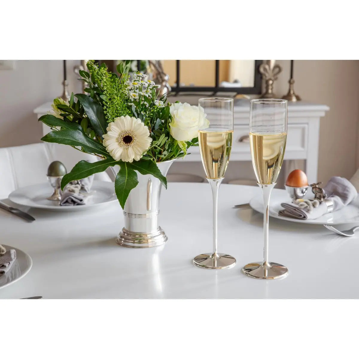 Coffret de 2 flûtes à champagne Victoria (hauteur 27 cm) en zinc EDZARD-SHOP.com