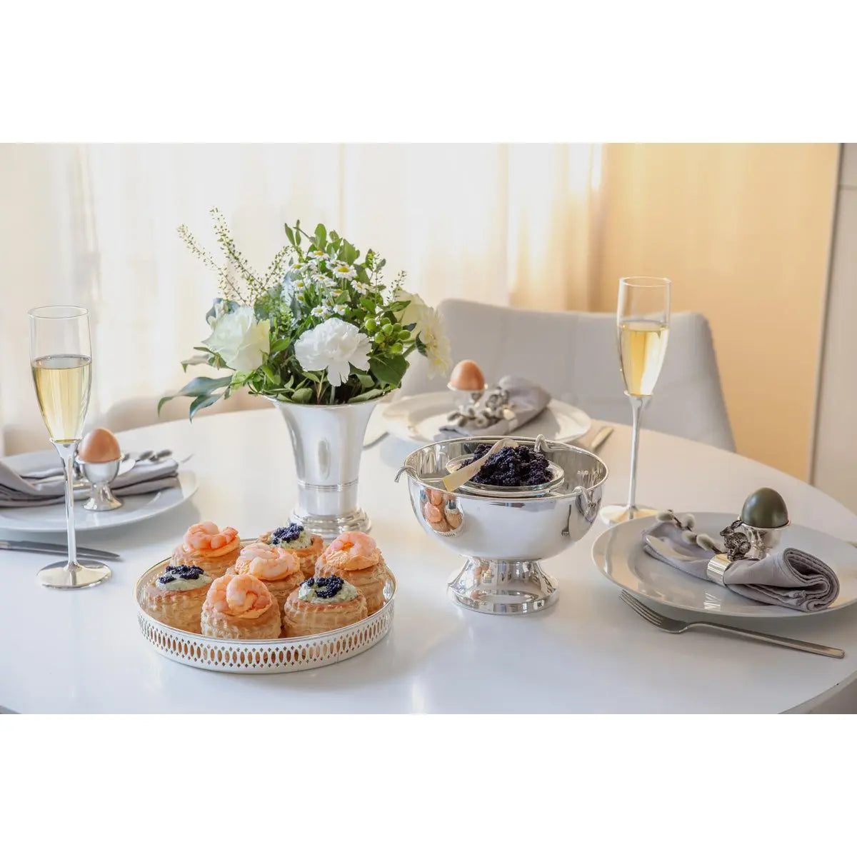 Coffret de 2 flûtes à champagne Victoria (hauteur 27 cm) en zinc EDZARD-SHOP.com