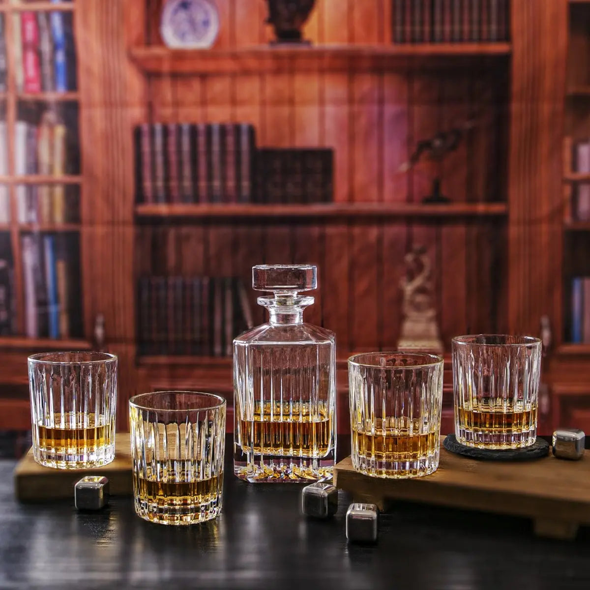 Coffret whisky en verre avec carafe 850ml et 4 verres 300ml AULICA