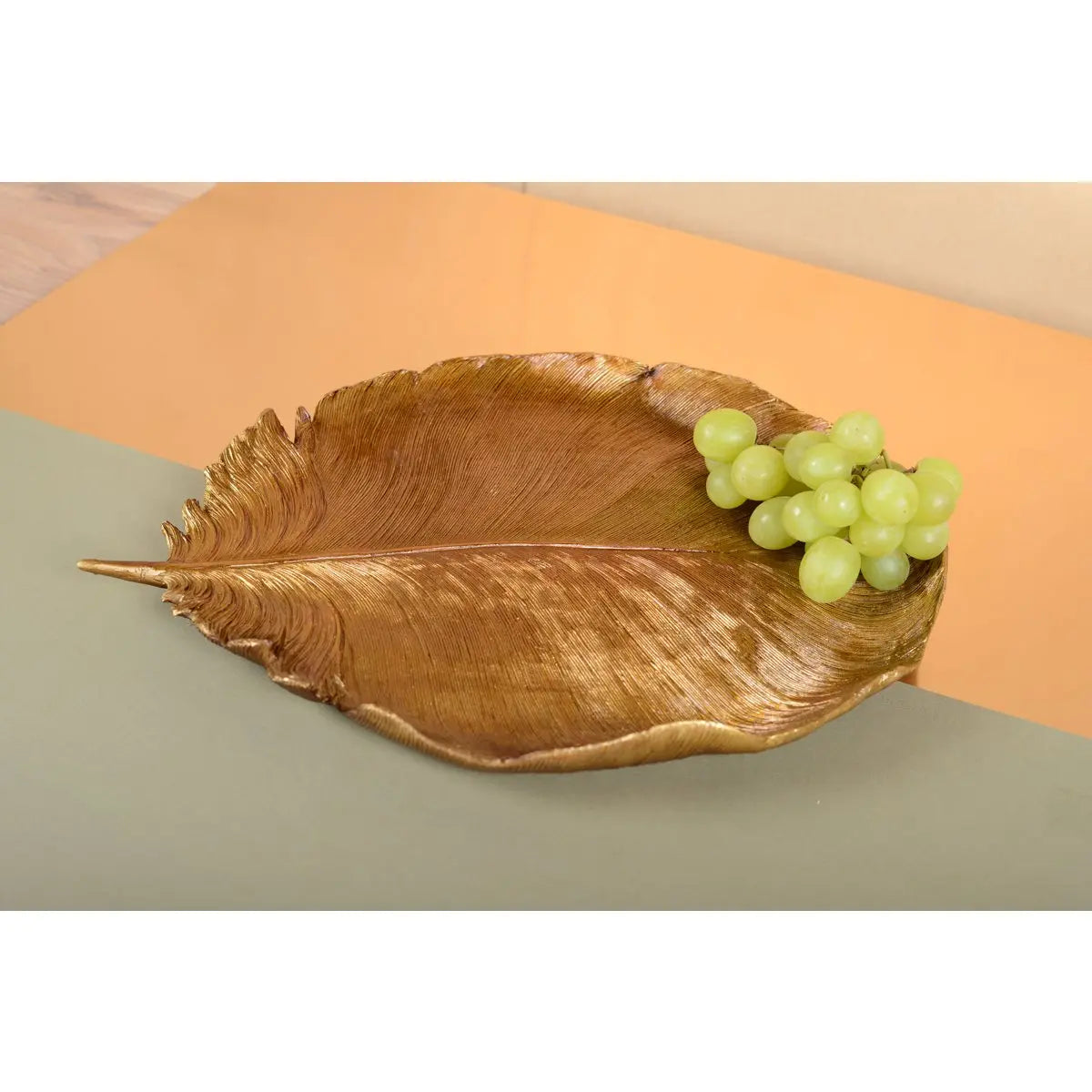 Coupe décorative feuille dorée 38x29.5x4cm AULICA