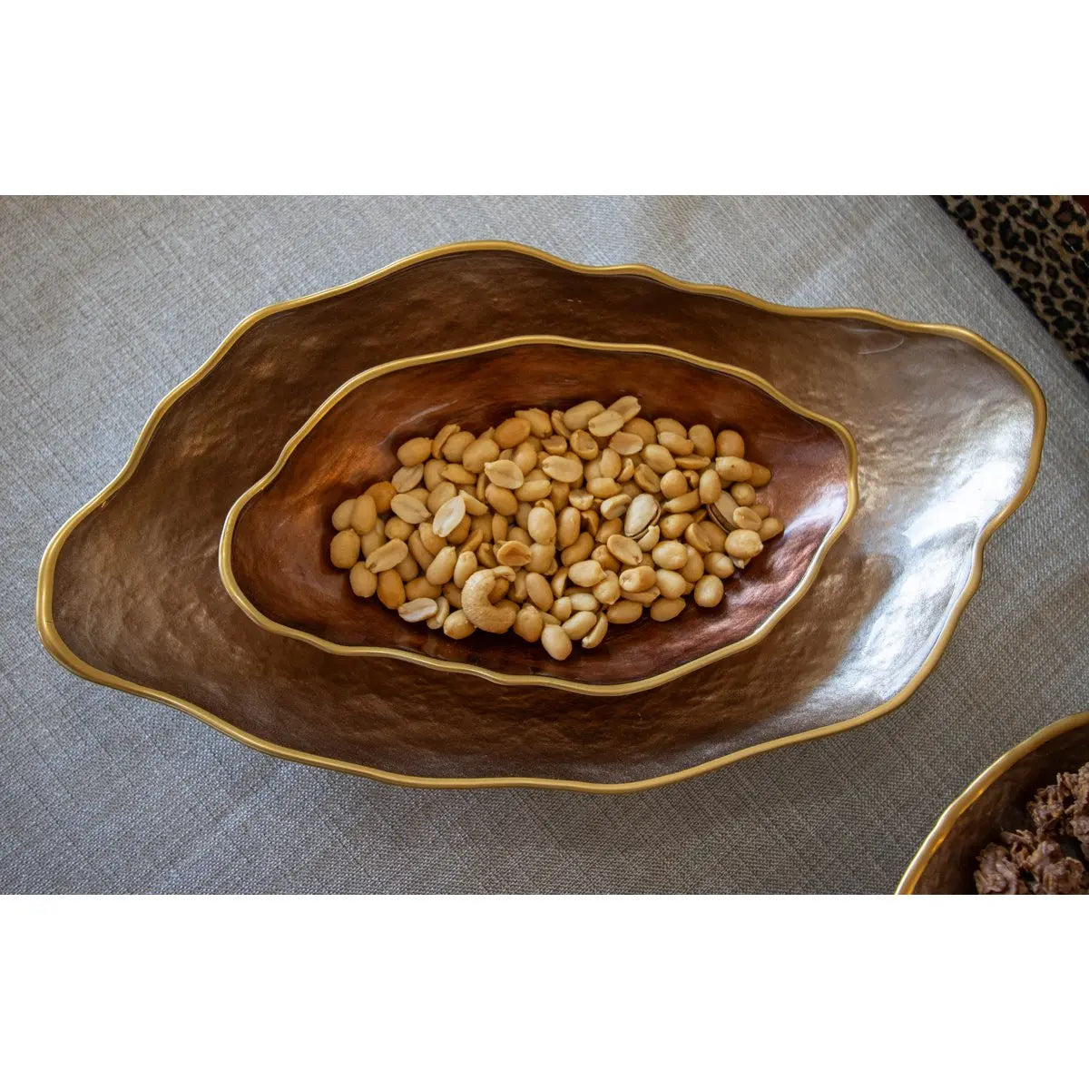 Coupelle ovale marron bord doré 23x13cm AULICA