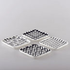 Coupelles noires et blanches 9.5cm - lot de 4 AULICA