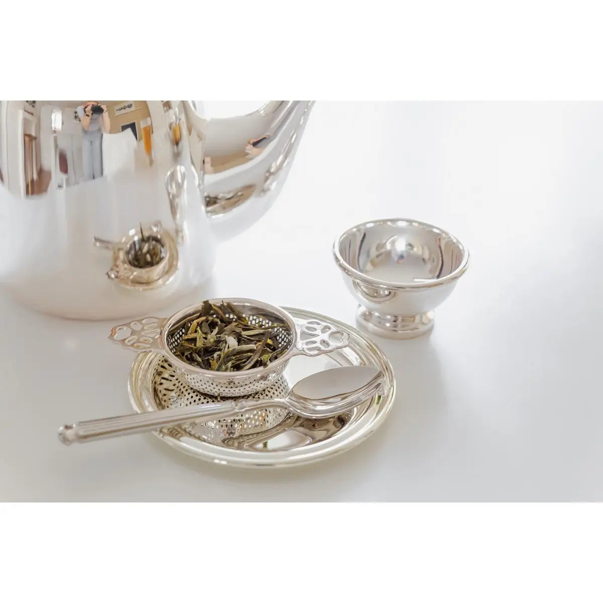 EDZARD lot de 2 dessous de verre Astoria en verre argenté élégant et anti-ternissement diamètre 11 cm EDZARD-SHOP.com
