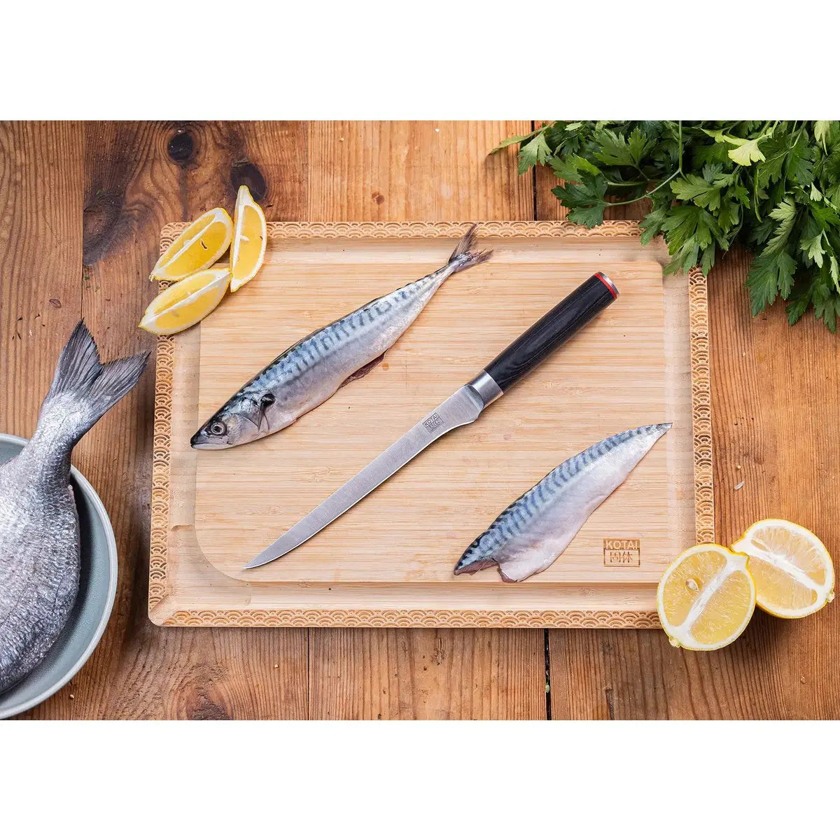 Knife - Flexible fillet knife with bamboo Saya and bamboo box - 200 mm blade KOTAI kitchen