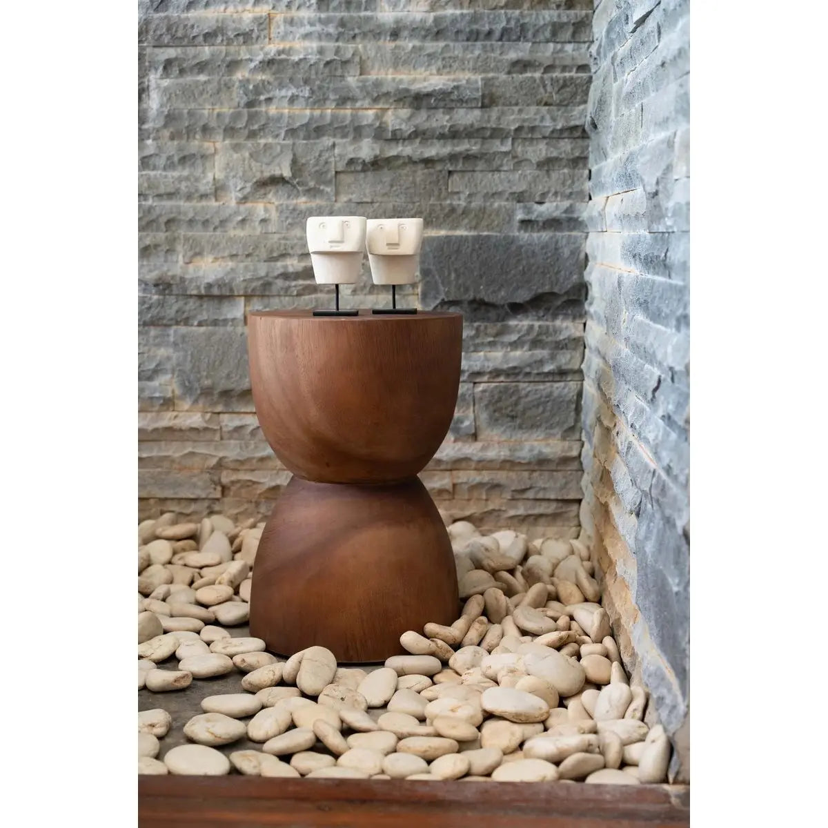 La pierre Sumba %2323 sur support Bazar Bizar Living