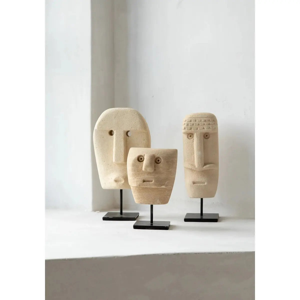 La pierre Sumba %2323 sur support Bazar Bizar Living