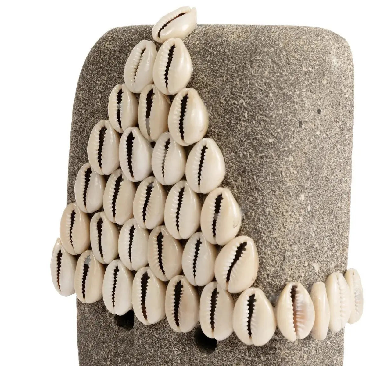 La pierre Sumba %2332 sur support Bazar Bizar Living