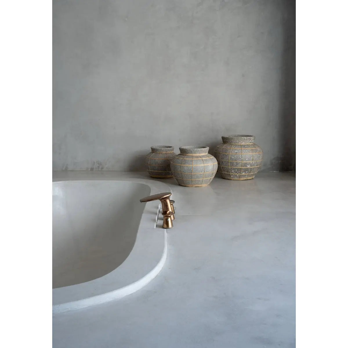 Le Vase Belly - Béton Naturel - S Bazar Bizar Living