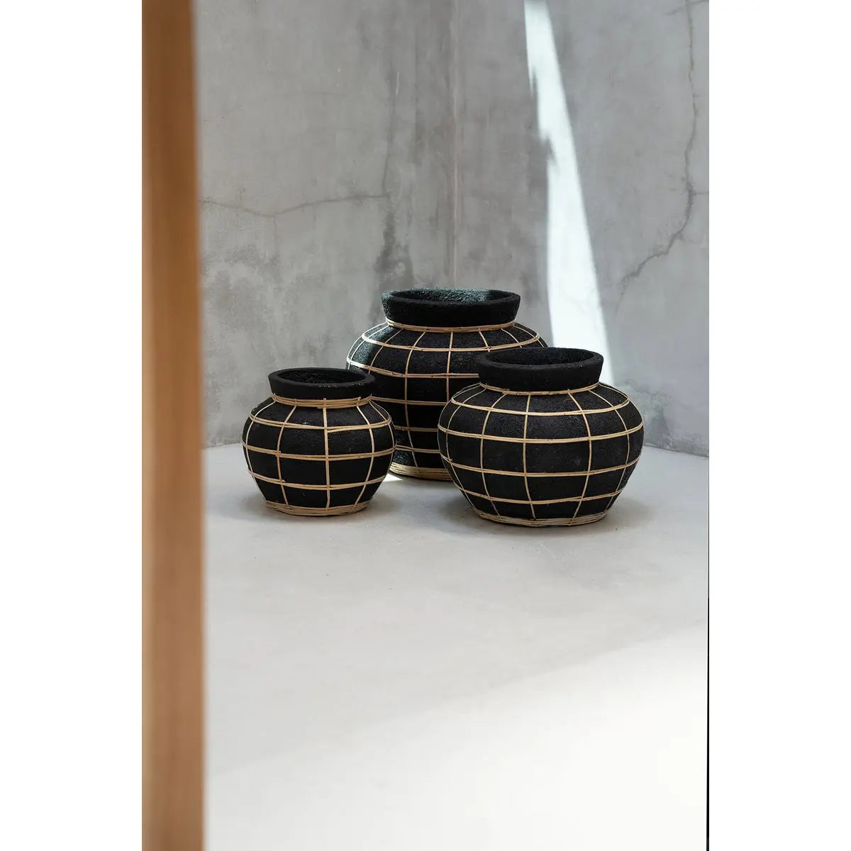 Le Vase Belly - Noir Naturel - S Bazar Bizar Living