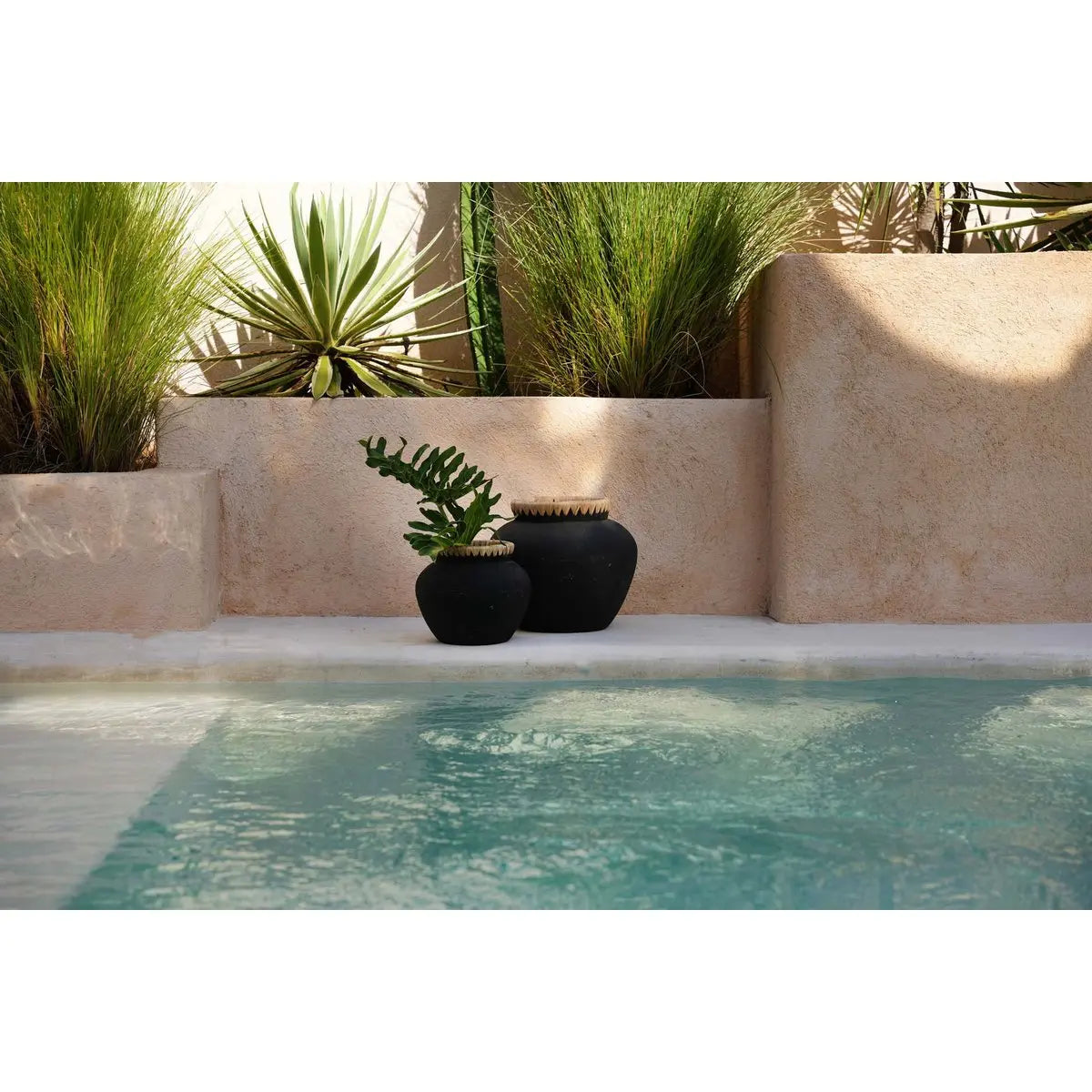 Le Vase Styly - Noir Naturel - S Bazar Bizar Living