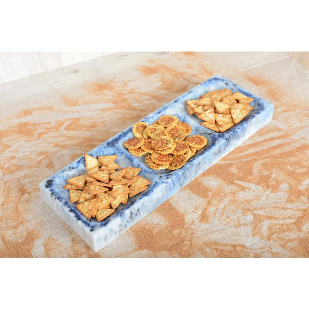 Plat apéritif 3 compartiments / plat à cake résine bleu nuage AULICA