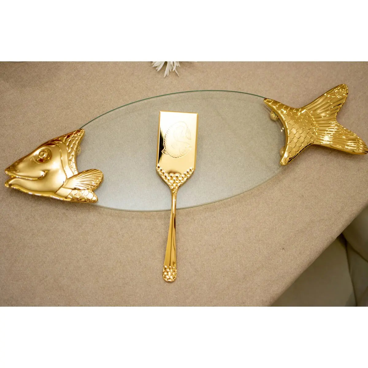 Plat poisson avec pelle dorée AULICA