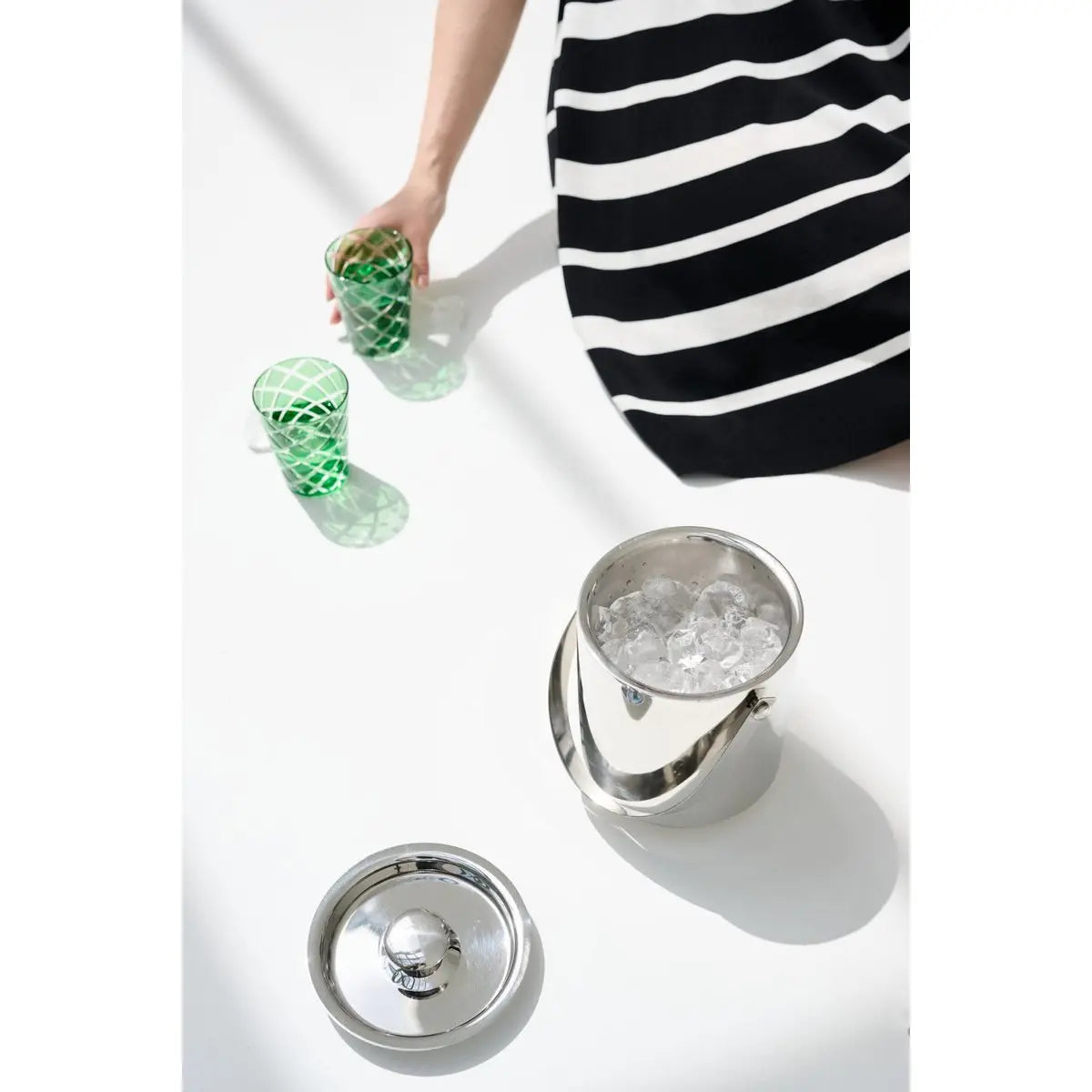 Seau à glace Seattle h 16 cm avec couvercle, tamis et pince à glace EDZARD-SHOP.com
