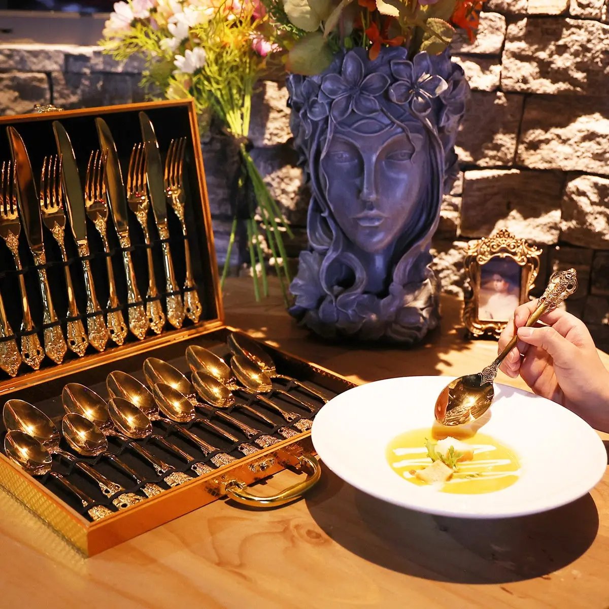 Service couverts européen acier inoxydable emphatique – Ensemble 24 pièces cour royale coffret bois Dropshipman