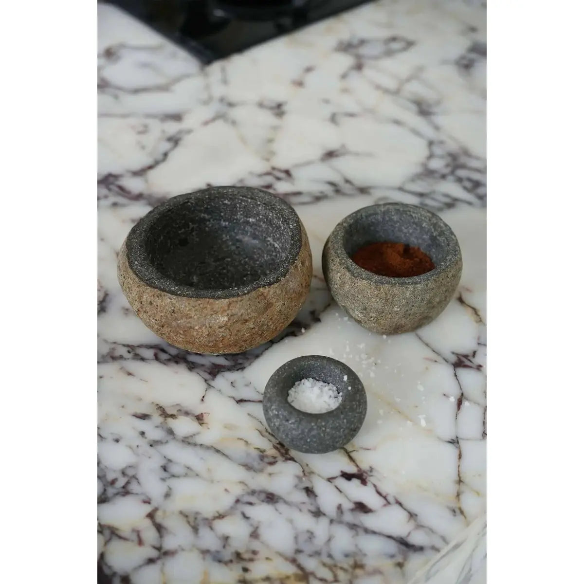 The Lava Stone Bowl - Black - XS Bazar Bizar Living