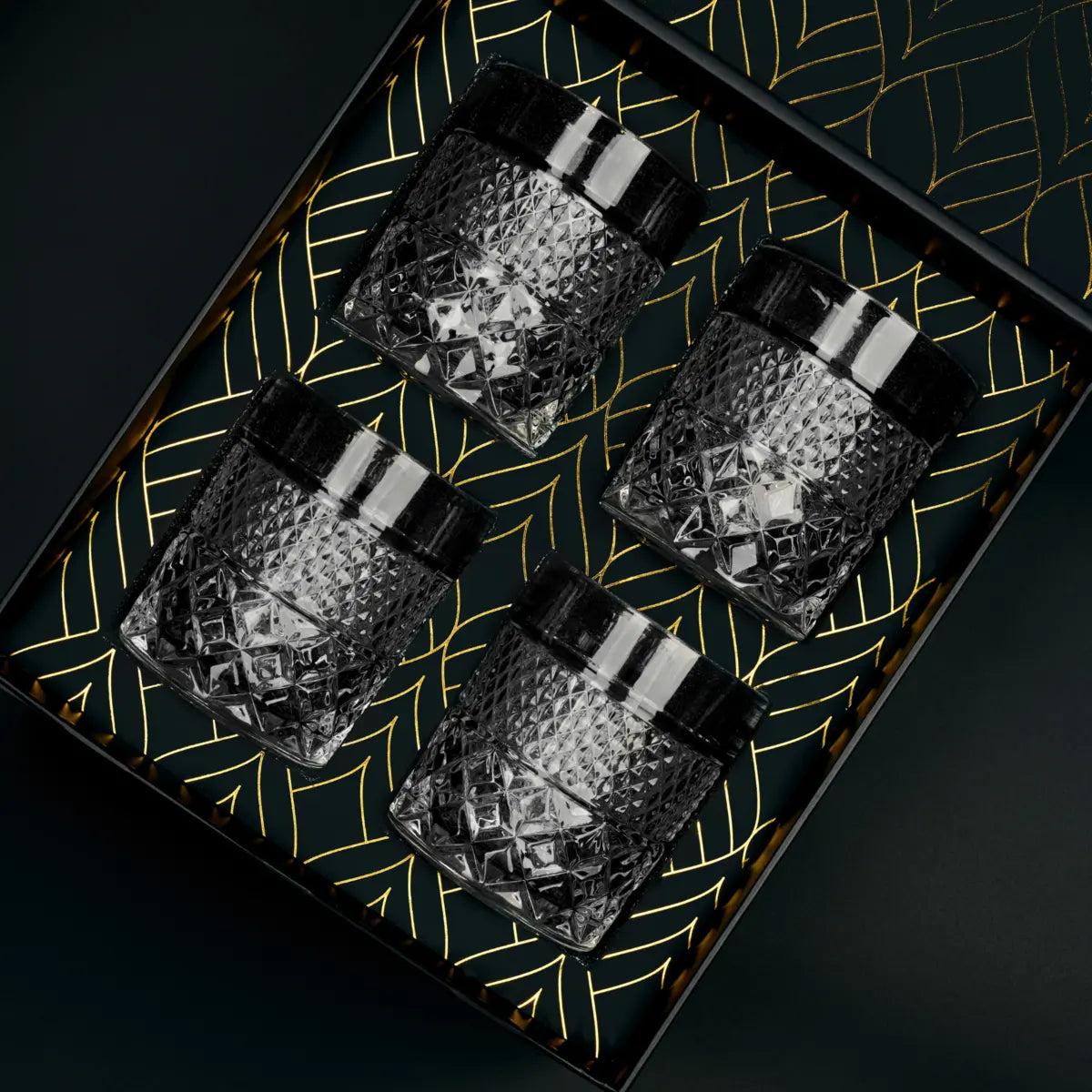 The Privilege Collection - Admiral Glasses ROCKS Whiskey Chilling Stones