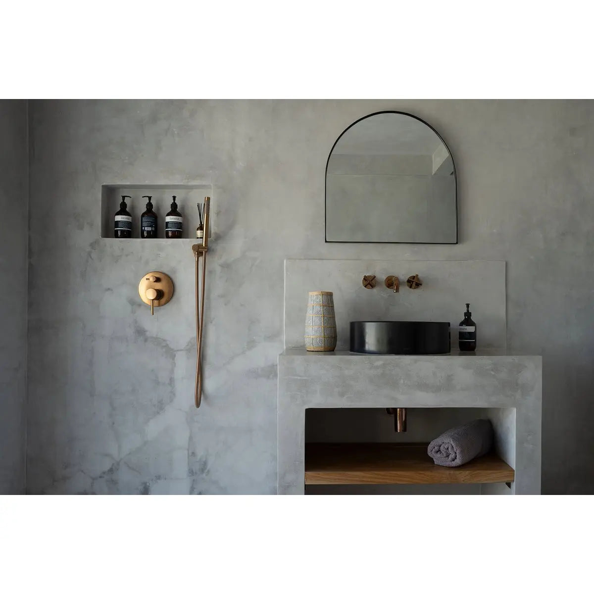 Vase The Cutie - Béton Naturel - L Bazar Bizar Living