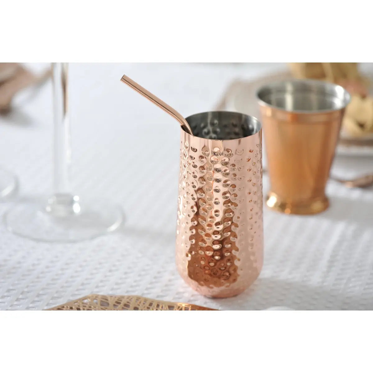 Verre à cocktail avec paille en cuivre AULICA