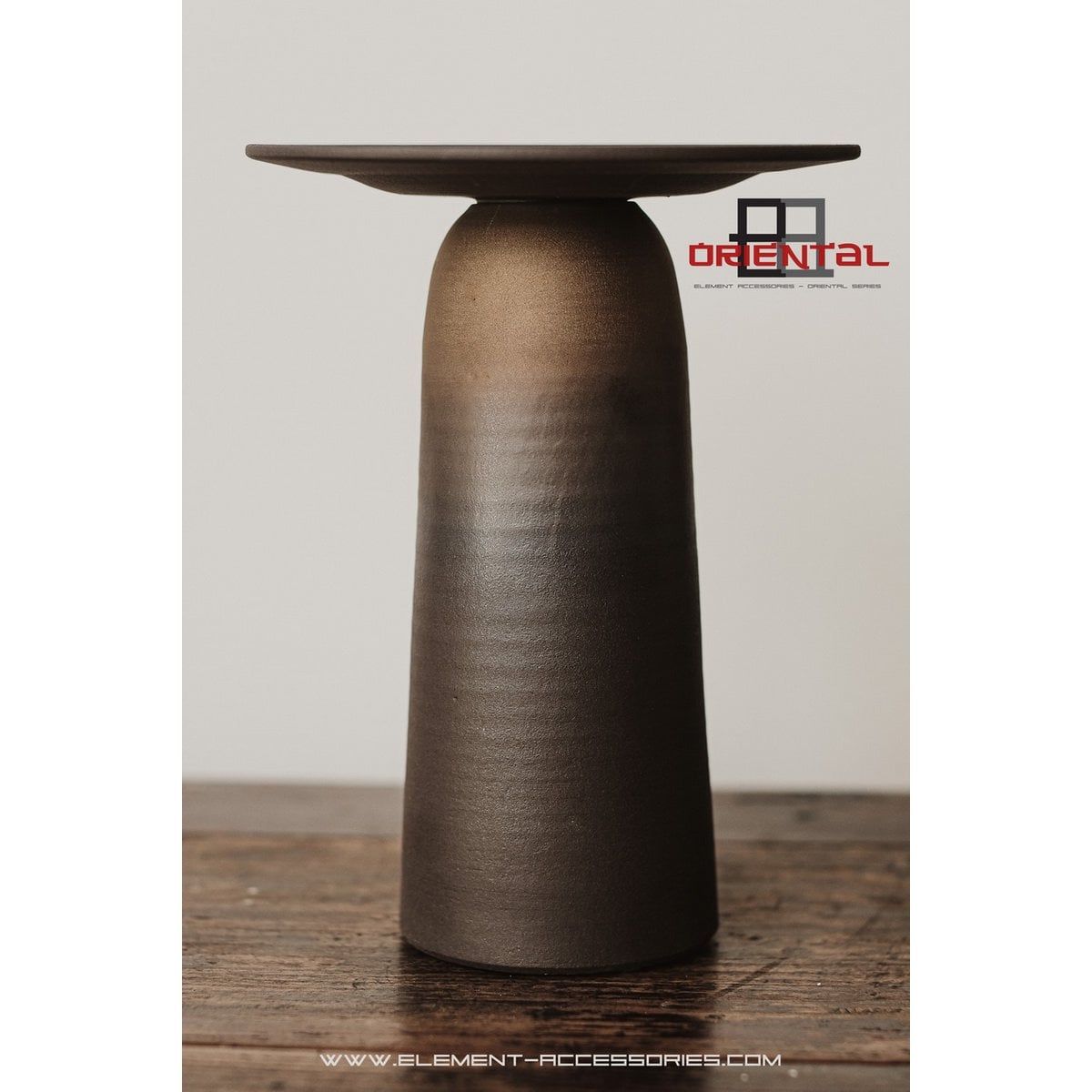 design innovant, NewModern vase en céramique East+West ULF20