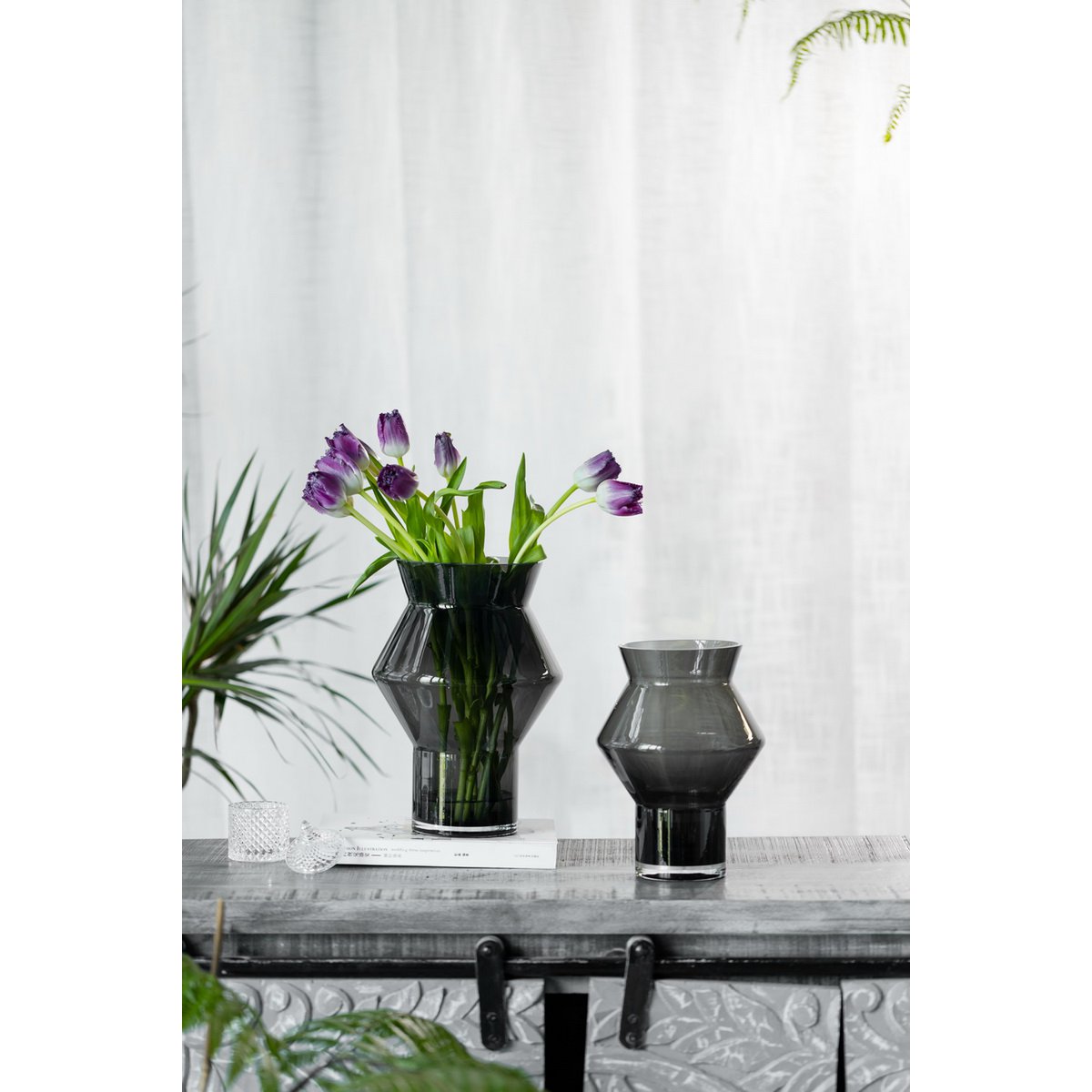 Vase au design moderne, best-seller tendance, verre gris foncé de haute qualité, CUZ11GR