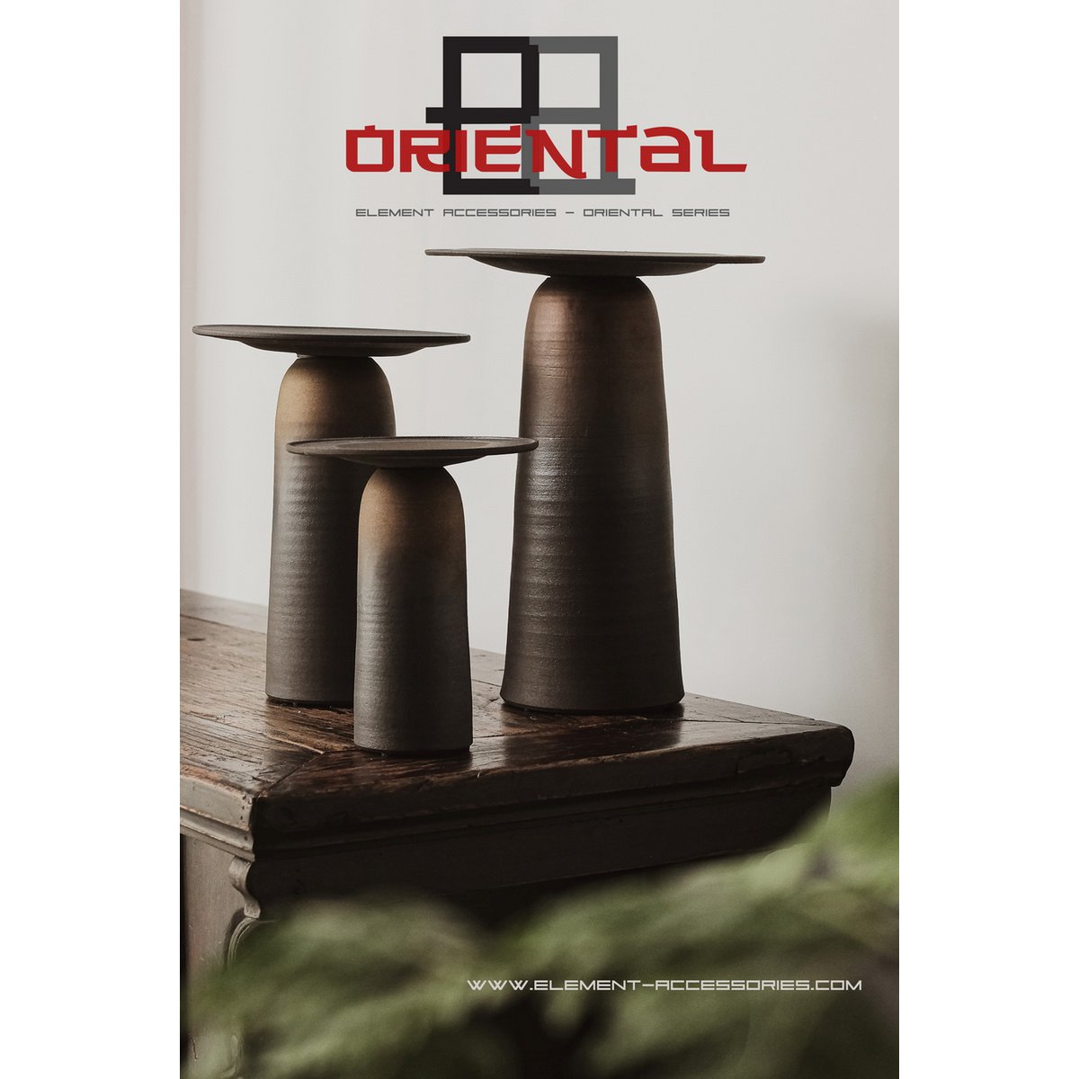 innovant, NewModern grand vase en céramique East+West ULF35
